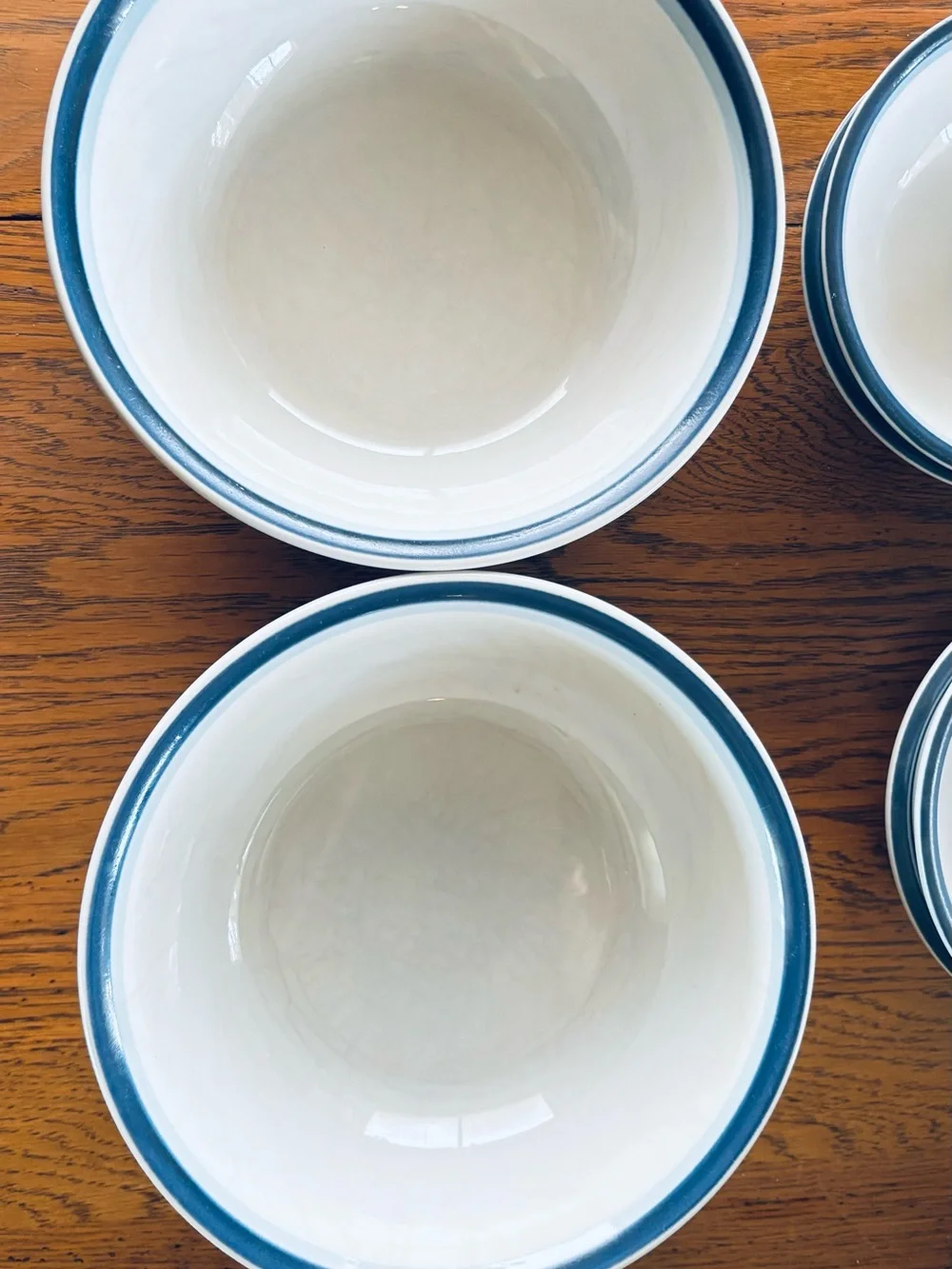 Pfaltzgraff White Porcelain Dessert Bowls - Set of 4 cereal bowls 2 serving bowl